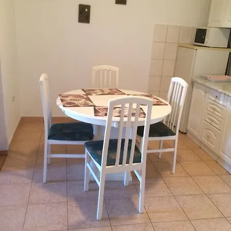 Apartment Mandic With Parking *