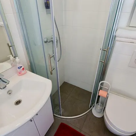 Apartment Mandic With Parking Zadar