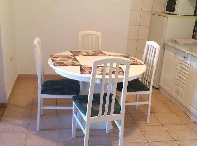 Apartment Mandic With Parking *