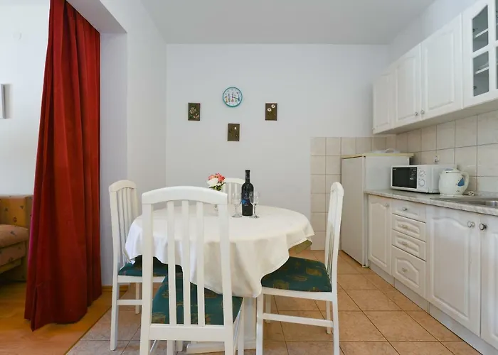 Apartment Mandic With Parking Zadar