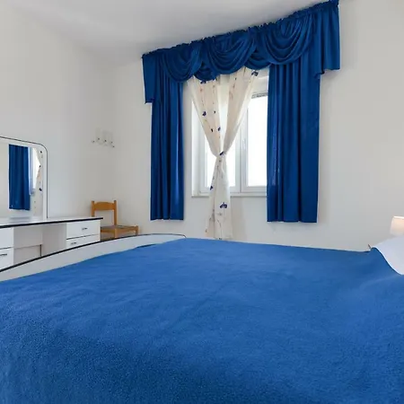 Mandic With Parking Apartamento Zadar